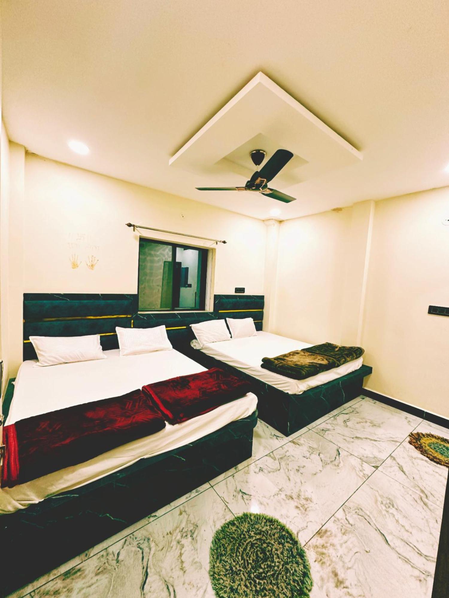 Hotel Shiv Gouri Palace Ujjain Ngoại thất bức ảnh